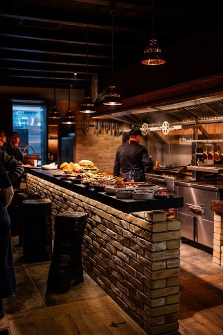 Carnie, zamă și tocană - romanian & steakhouse restaurant in 400535 Cluj-Napoca