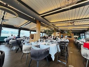 C'est La Vie - Rooftop Restaurant - japanese & mediterranean restaurant in Cluj-Napoca 400347