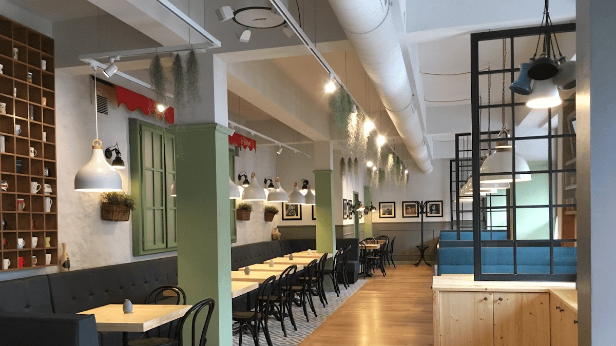 Le Bistrot - italian & american restaurant in 430275 Baia Mare